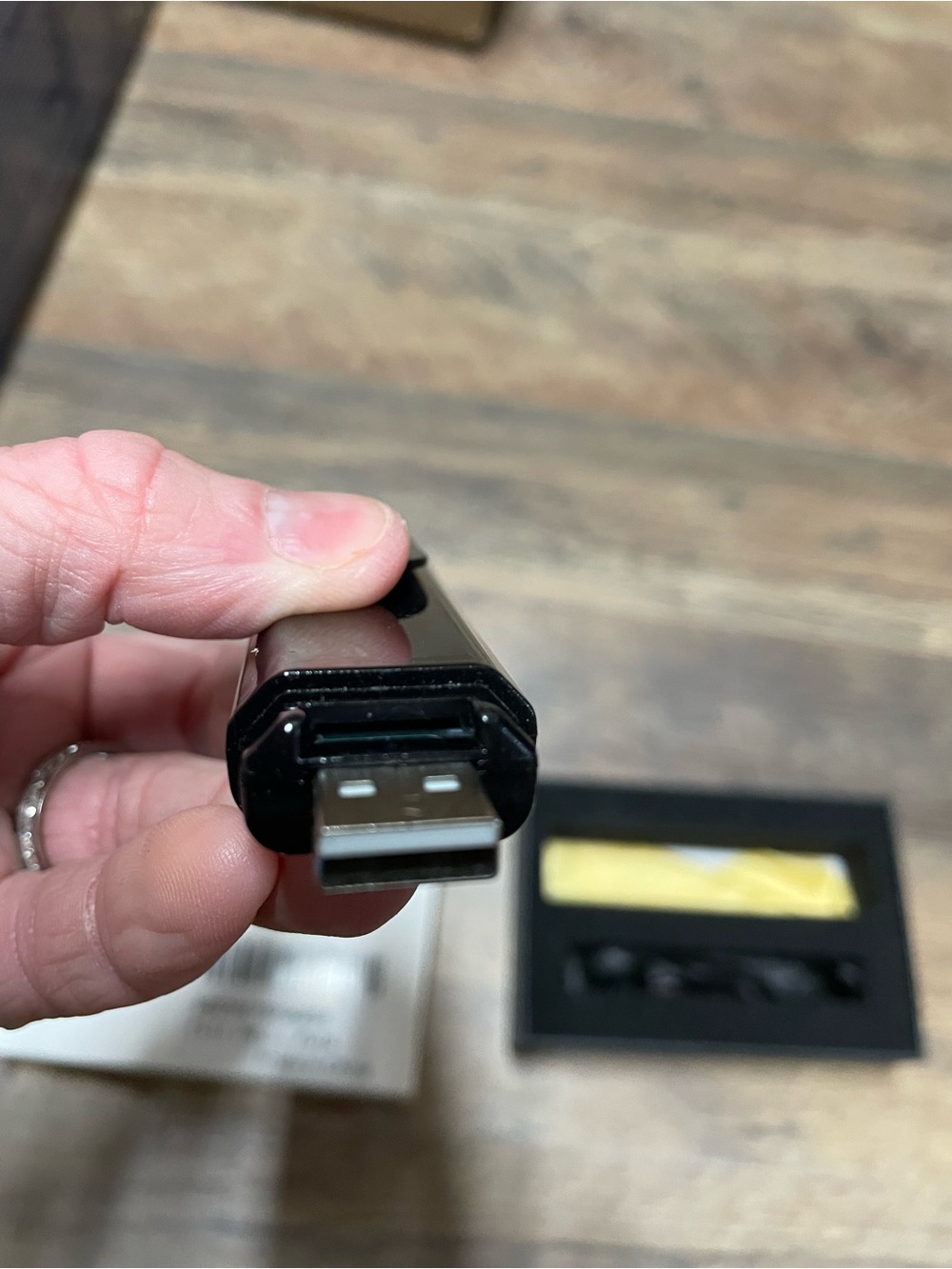 Black Handheld Mini Camera Recorder - Picture 3 of 4